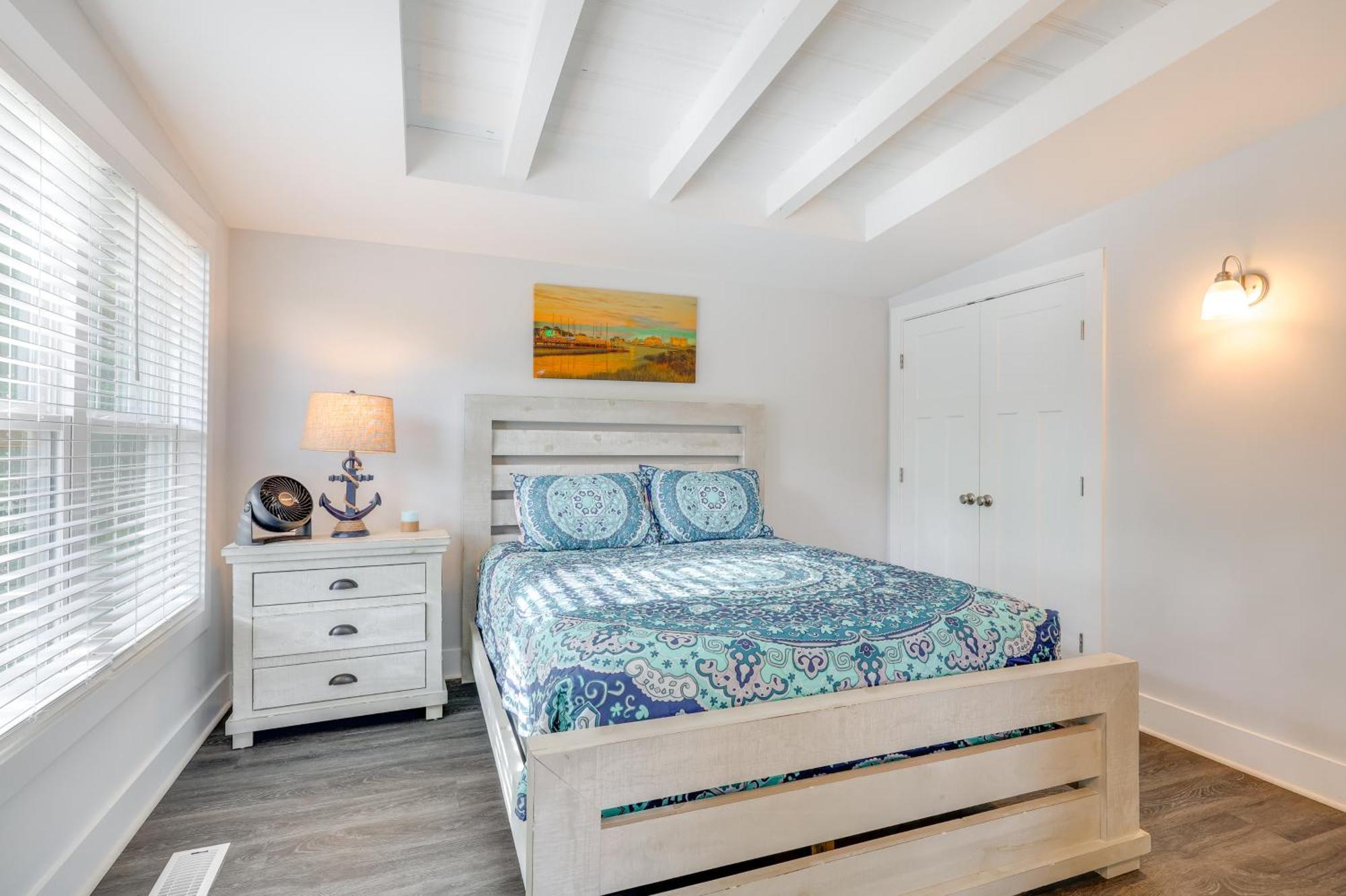 Modern Oak Island Escape 1 Mile To Long Beach! Exterior foto