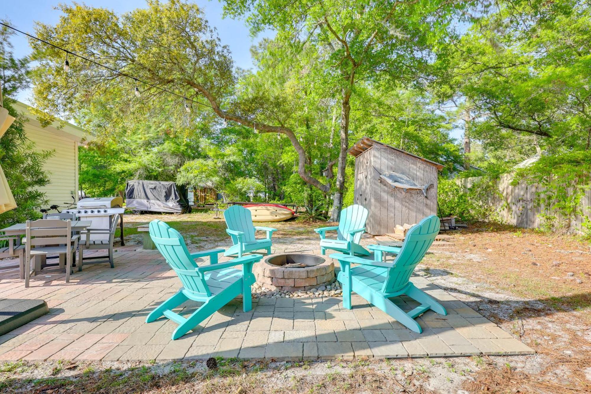 Modern Oak Island Escape 1 Mile To Long Beach! Exterior foto